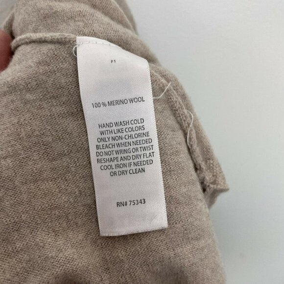 TAHARI Beige 100% Extra fine Merino Wool Bell Shaped Sweater Top US Small - Picture 6 of 6